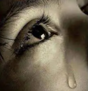 ছেলেদের কান্নার ছবি