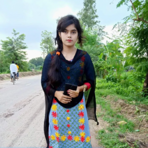 সাধারণ মেয়েদের পিক