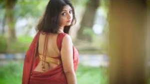 বঙ্গ নারীর শাড়ি পরা ছবি