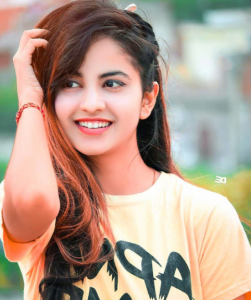 আধুনিক মেয়েদের পিক