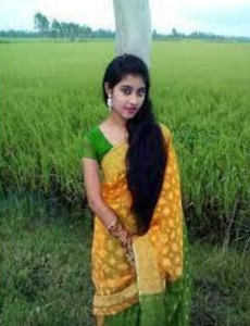 গ্রামের মেয়েদের ছবি