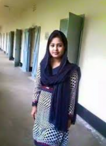 গ্রামের মেয়েদের ছবি