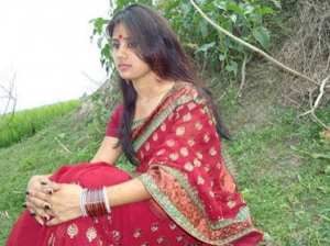 গ্রামের মেয়েদের ছবি