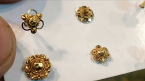 মেয়েদের নাকফুলের ডিজাইন