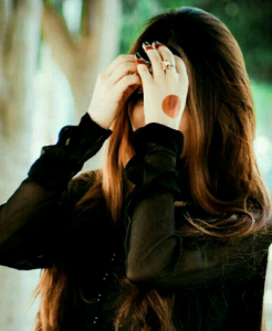 স্টাইলিশ মেয়েদের পিকচার