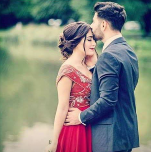 ভালোবাসার পিকচার রোমান্টিক