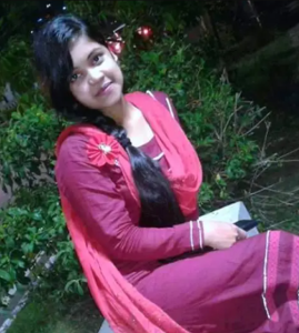 গ্রামের সাধারণ মেয়েদের ফটো